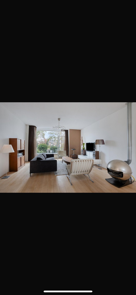 Image 1 of Banque Minotti