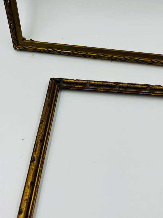 Image 1 of Set aus zwei antiken Holzrahmen mit altgoldener Oberfläche