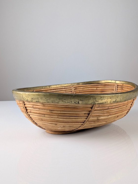 Italian Mid-Century Rattan and Brass Oval Centerpiece Bowl, 1970s (photo 9 of 11)