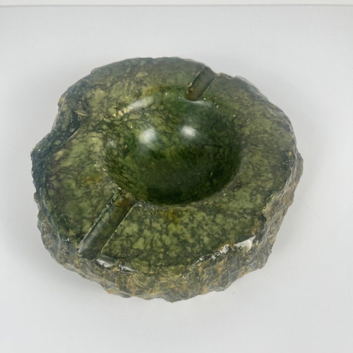 Impressive green alabaster ashtray, Italy, 1970