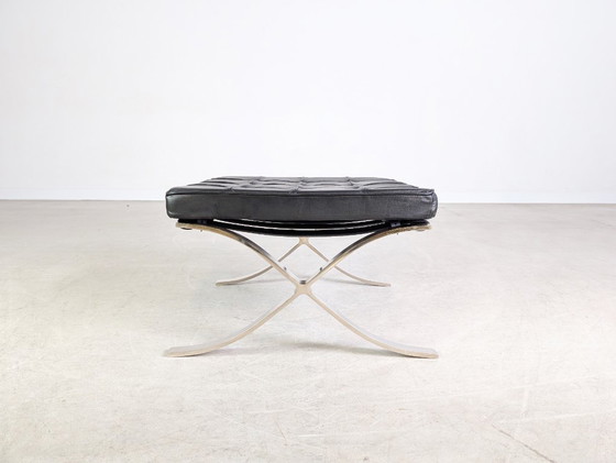 Image 1 of Sgabello Knoll International Barcelona Mies van der Rohe in pelle nera