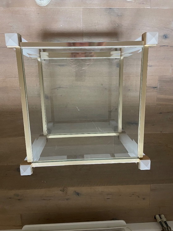 Image 1 of Table d'appoint Pierre Vandel – Paris | Pieds en verre mat | Années 1980