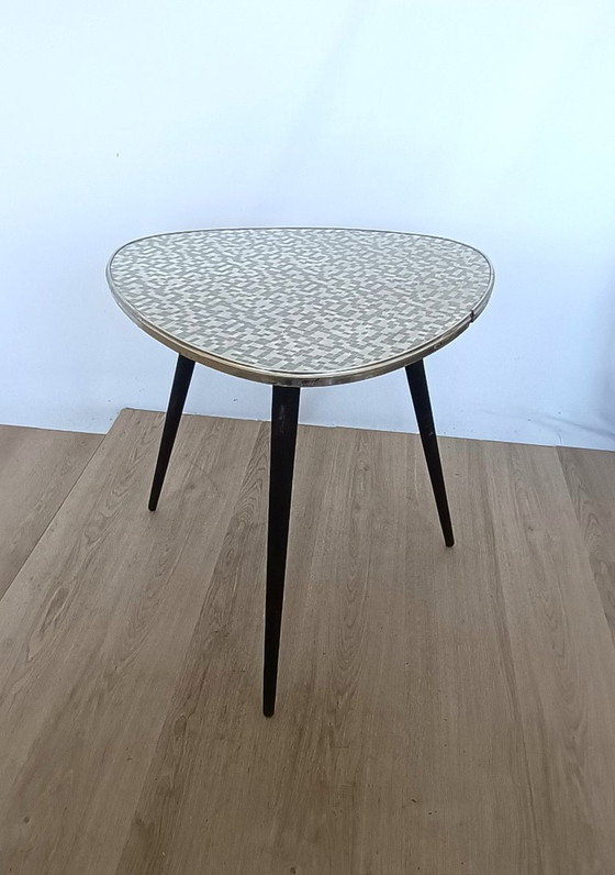 Image 1 of Grote Vijftiger Jaren Bijzettafel