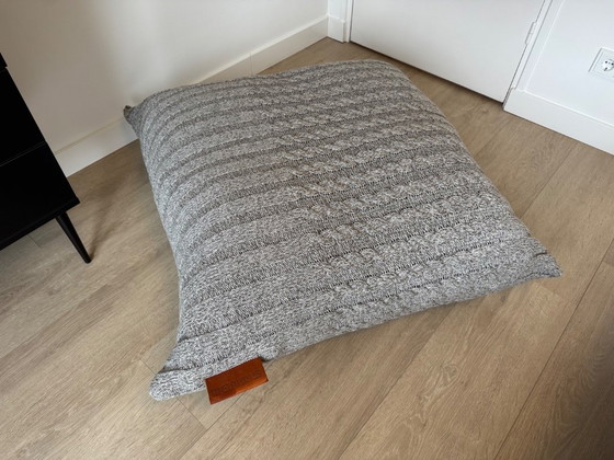 Image 1 of Coussin « Sol » Montis