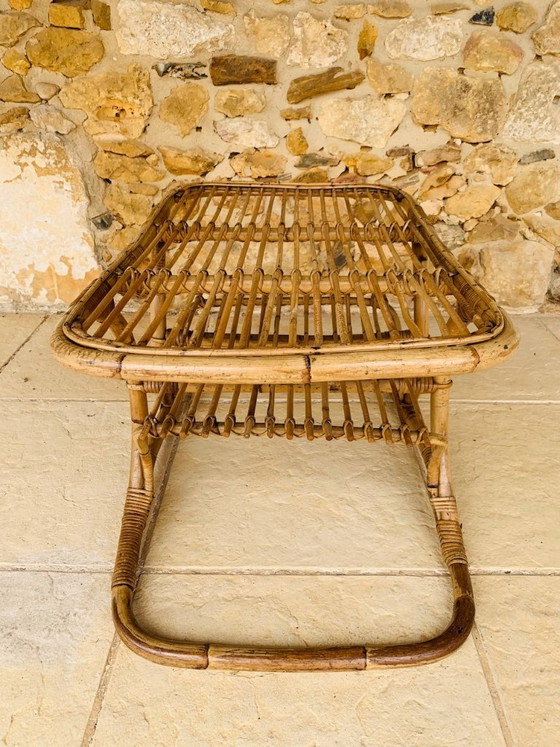 Image 1 of Tavolino da caffè in bambù e rattan con portariviste, stile metà secolo, di Tito Agnoli, circa anni '60.