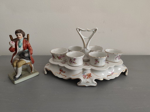 Set of 6 egg cups and serving tray