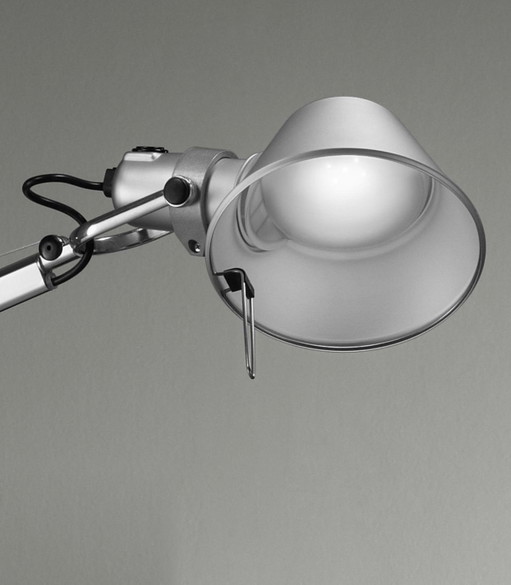 Artemide Tolomeo Classic LED – Original Designer Lamp with Table Clamp