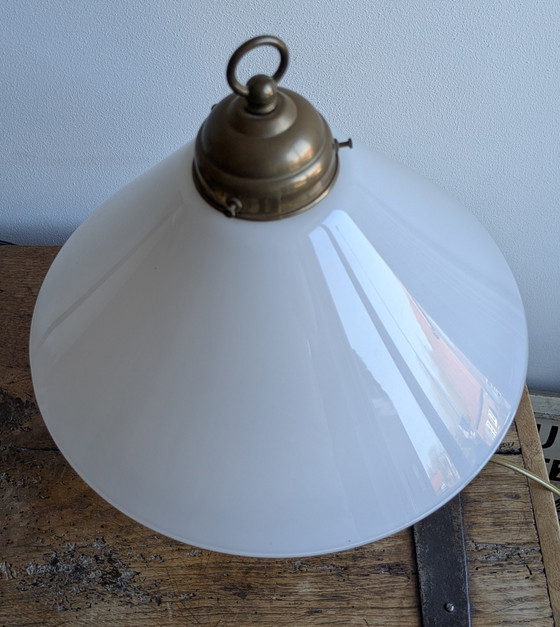 Image 1 of Lampada da tavolo Art Déco in ottone opalino