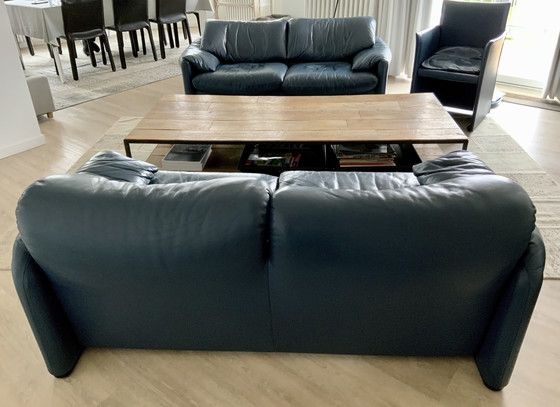 Image 1 of Cassina 2x 2-Seater Sofa in Beautiful Leather: Maralunga 40, Price for 2 Pcs.