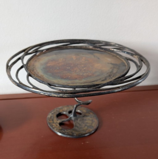 Brutalistischer Metall-Plateauschale zugeschrieben oder hergestellt in Atelier (Kurt) Jerch.