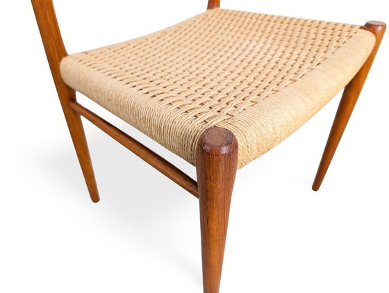 Image 1 of Ensemble de 4 chaises JL Mollers modèle 75 Niels Otto Møller en teck vintage