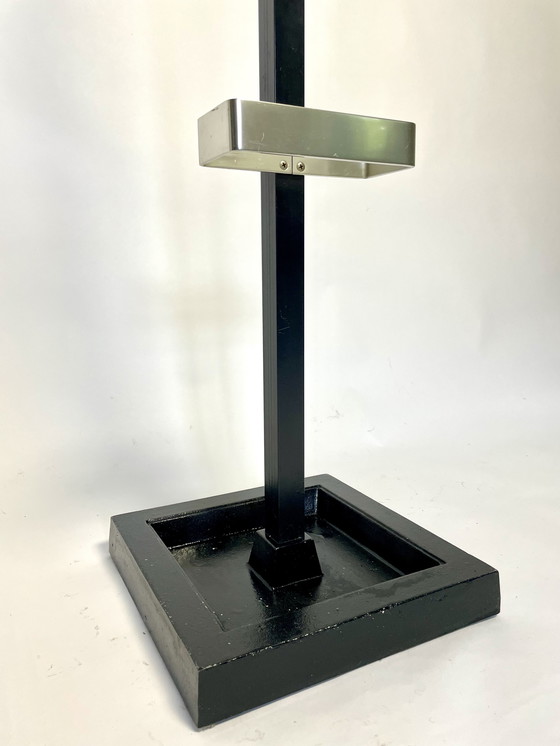 Image 1 of Appendiabiti vintage in stile Bauhaus