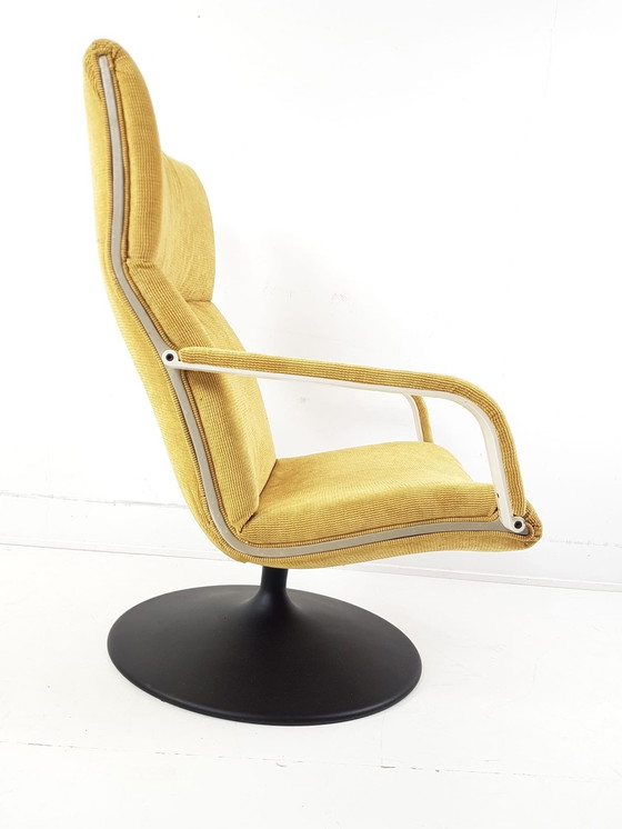 Image 1 of Vintage Artifort armchair yellow rib newly upholstered F142