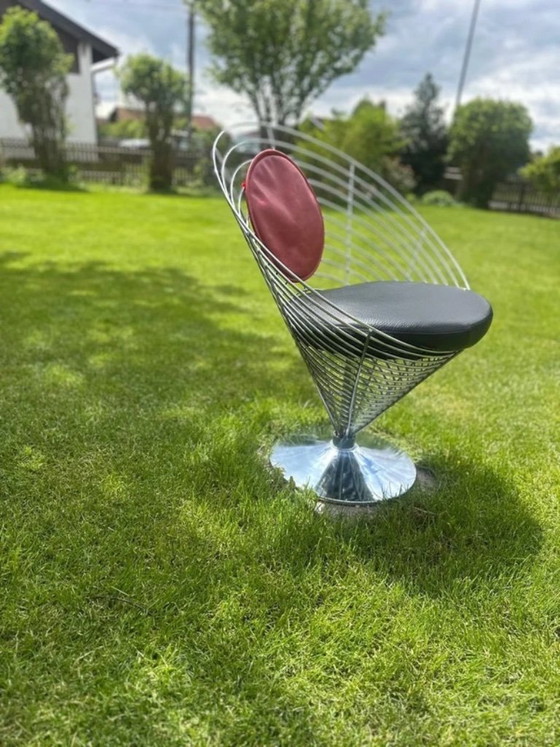 Wire Cone Chair – Fritz Hansen, Fauteuils, Aluminium (photo 6 of 7)