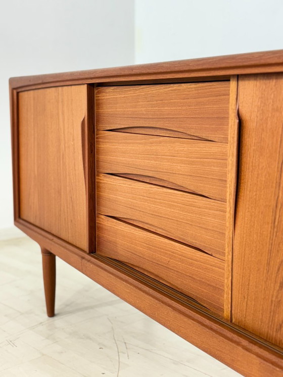 Danish Design Mid-Century Sideboard / Teak Sideboard / 1960s Sideboard / Danish Teak Secretary / Designer: (photo 16 of 18)