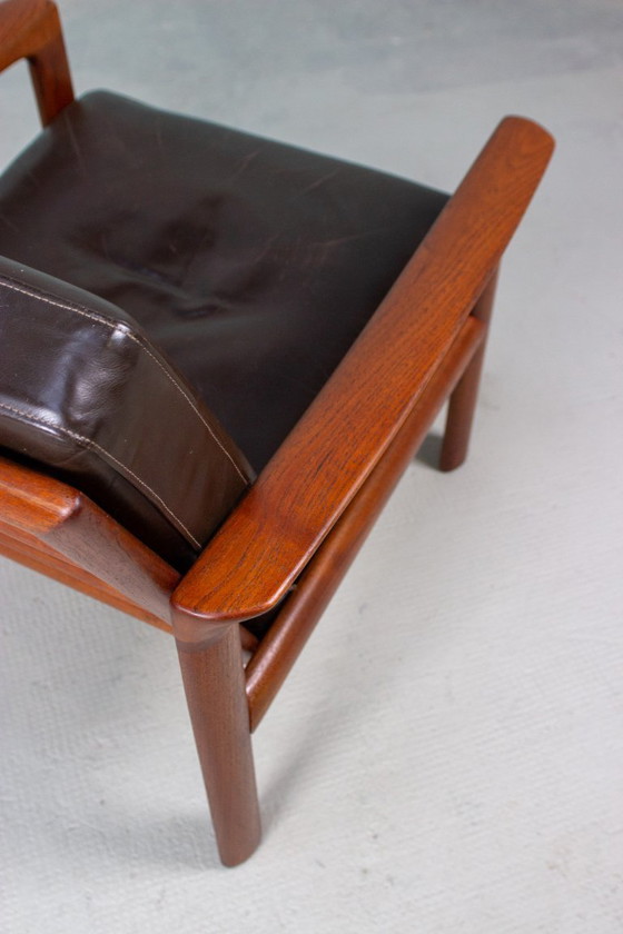 Image 1 of Vintage teakhouten fauteuil Sven Ellekaer comfortabele fauteuil uit het midden van de vorige eeuw