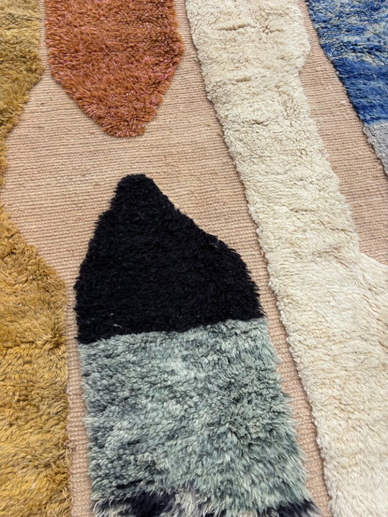 Image 1 of Handcrafted Berber wool rug, 250cm x 150cm