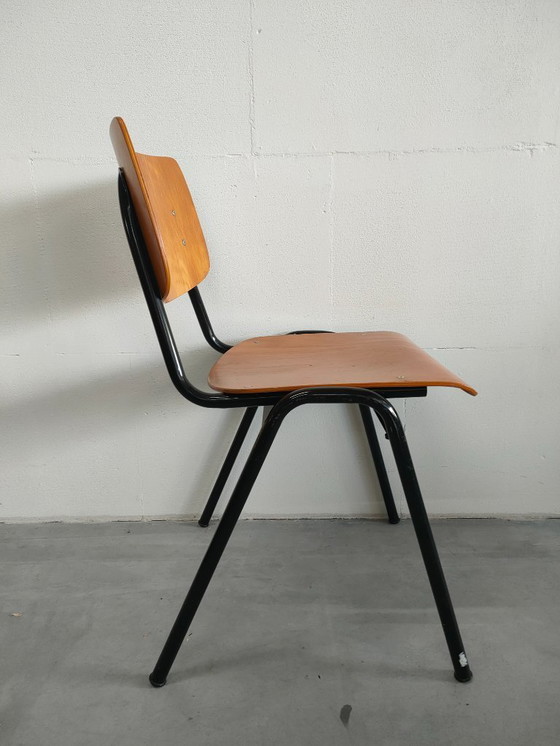 Image 1 of Vintage jaren 70 schoolstoelen (stapelbaar)