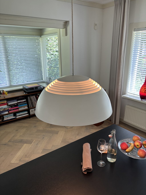 Lampada Louis Poulsen Arne Jacobsen