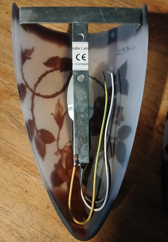 Image 1 of Art Nouveau Gallé pâte de verre wandkandelaars