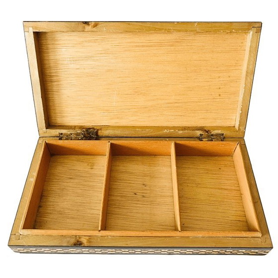 Boîte à cartes vintage en bois à motif géométrique avec incrustations de nacre Khatam – Objets déco, Wood (photo 6 of 6)