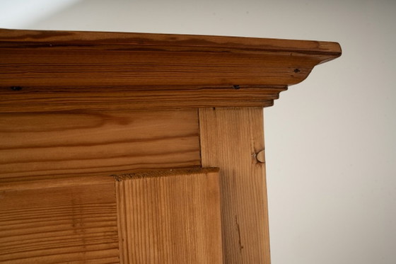 Armadio antico tedesco in pino con appendiabiti e ripiano, fine XIX secolo, Legno, Beige (foto 8 di 16)