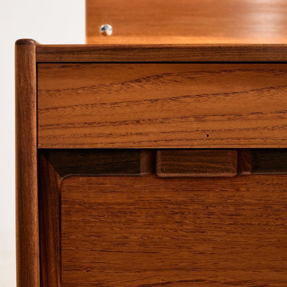 Image 1 of MK11133 Gerestaureerde teakhouten kaptafel van Kurt Østervig