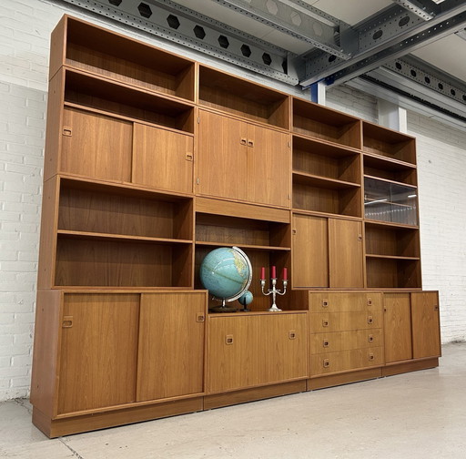 XXL Modular Wall Unit Dyrlund