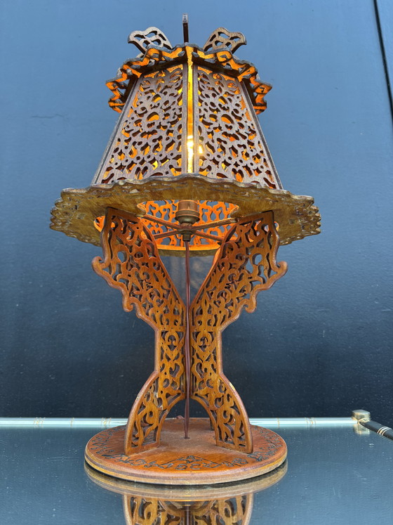 Image 1 of Lampe bois ajouré style exotique années 60
