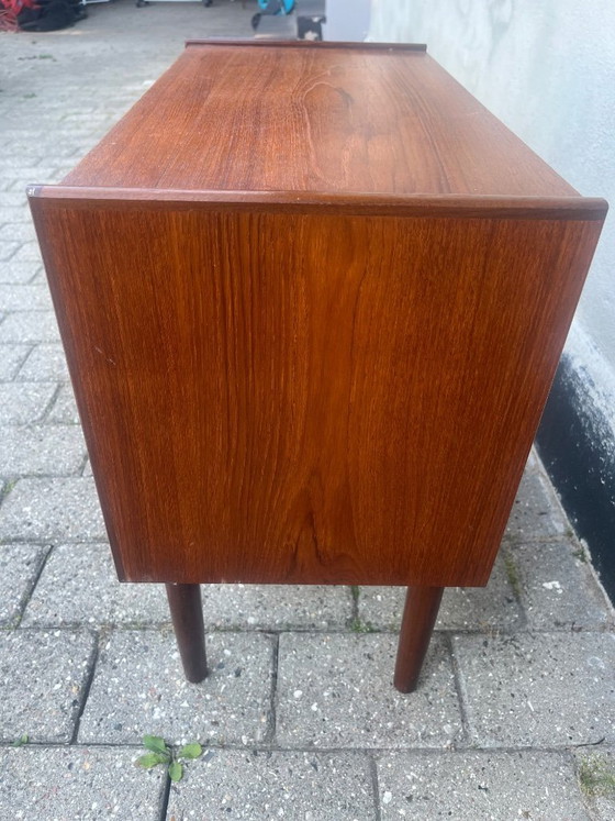 Image 1 of Deense teakhouten ladekast in mid-century modern stijl, jaren 60