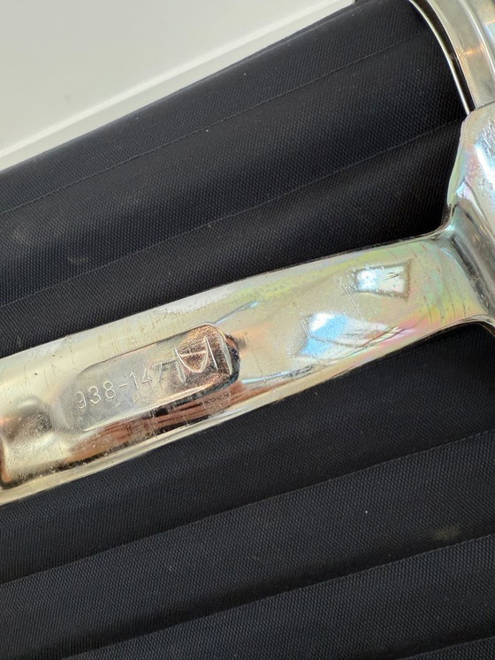 Image 1 of Herman Miller EA105 Bijzetstoel - Zwart Hopsak / Chroom - Origineel USA Vintage (Niet Vitra)