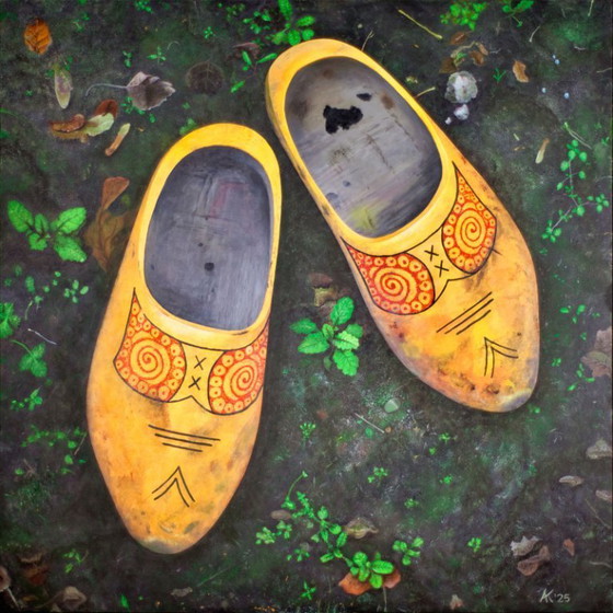 Image 1 of Zuecos de Theo