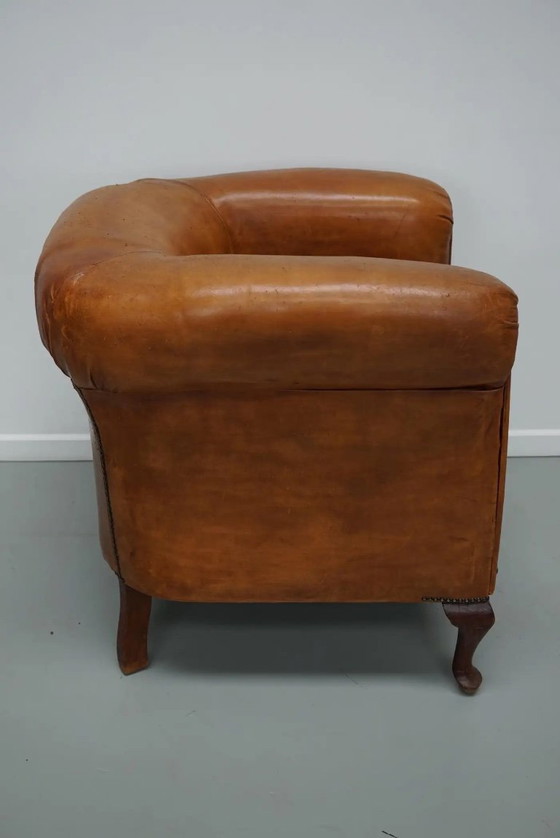 Image 1 of Vintage Nederlandse cognackleurige leren clubfauteuil