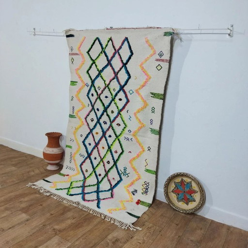 Traditioneel Azilal Berber-kleed – 100% natuurlijke wol, handgeweven (222 × 128 cm)