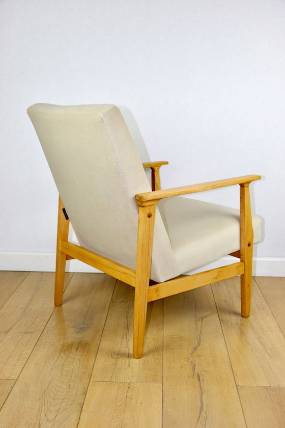 Image 1 of Classic armchair Vintage 70s beige - Jade series