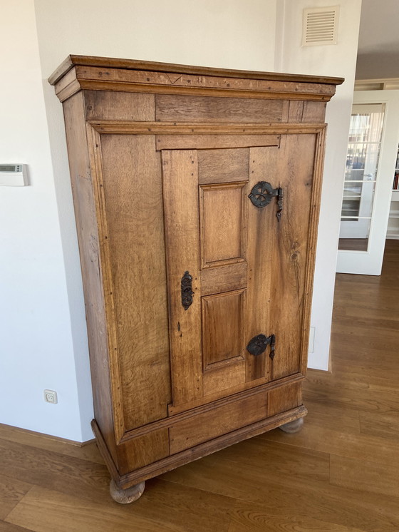 Image 1 of Credenza antica in rovere Spinde, legno di quercia anticato