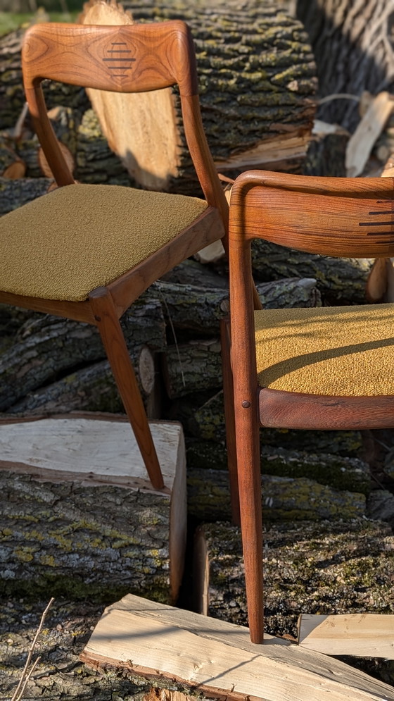 Image 1 of Johannes Andersen - Set of 4 Danish Teak Vintage Chairs - Produced by Uldum Møbelfabrik