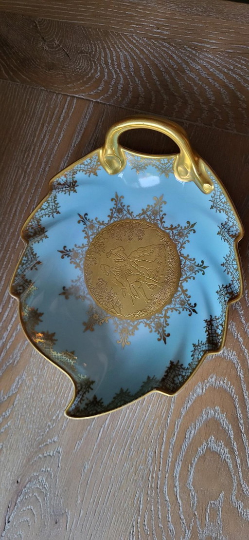 Precioso cuenco de porcelana vintage de Karlsbad con forma de hoja – schalen, Porcelain (photo 2 of 10)