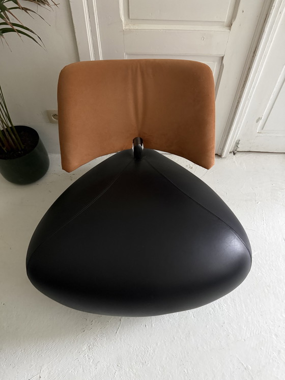 Image 1 of 2 design stoel Leolux Pallone