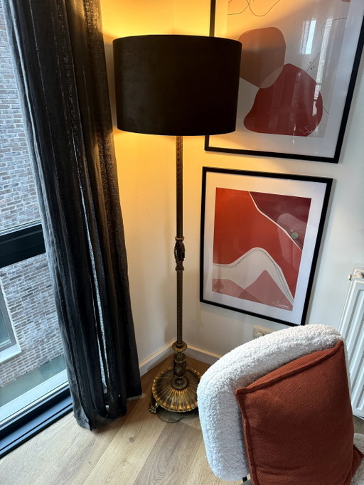 Lampada da terra vintage con dettagli