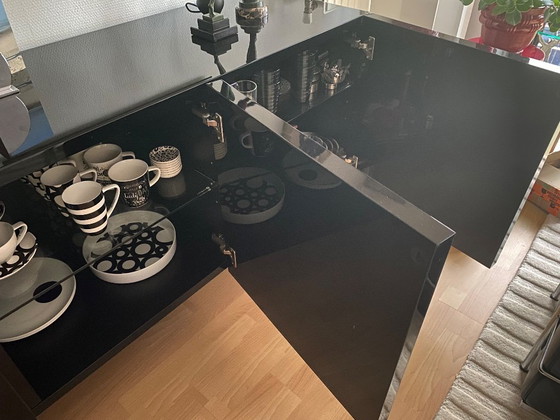 Image 1 of Credenza nera lucida