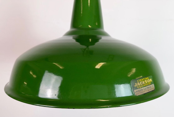 Image 1 of Lampada a sospensione in smalto verde industriale della Jackson Electrical Co., anni '60