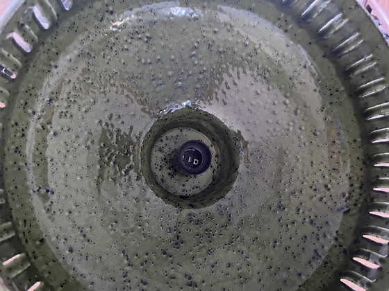 Image 1 of Vintage brutalistische groen geemailleerde hanglamp