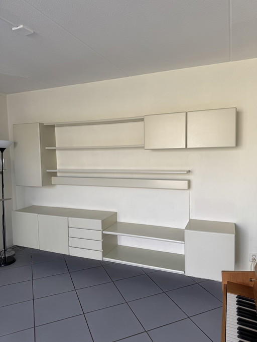 Banz Bord Wall System