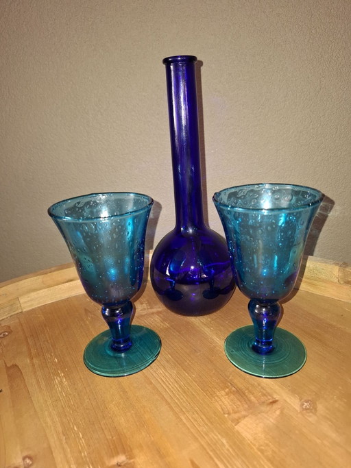 3-teiliges Vintage-Set aus blauem Glas - Karaffe & 2 Weingläser mit Blasen