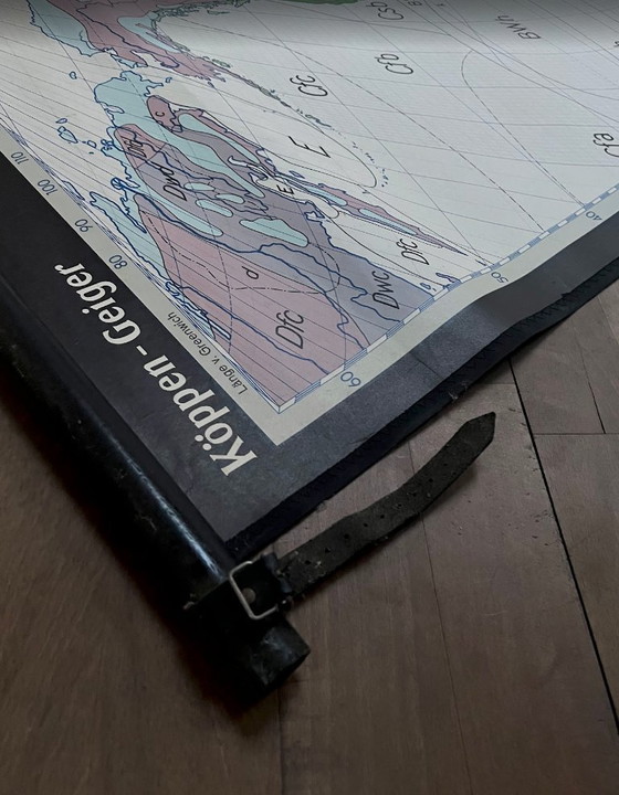 Image 1 of 1976 Justus Perthes "Klima der Erde" Large Scale Vintage Map (Linen)