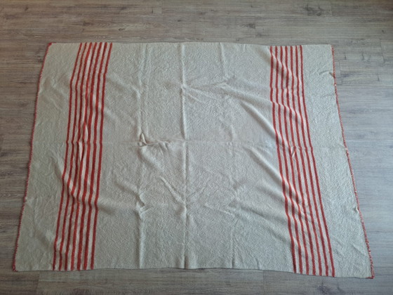 Image 1 of Couverture en laine vintage à rayures rouges - 155 x 209 cm