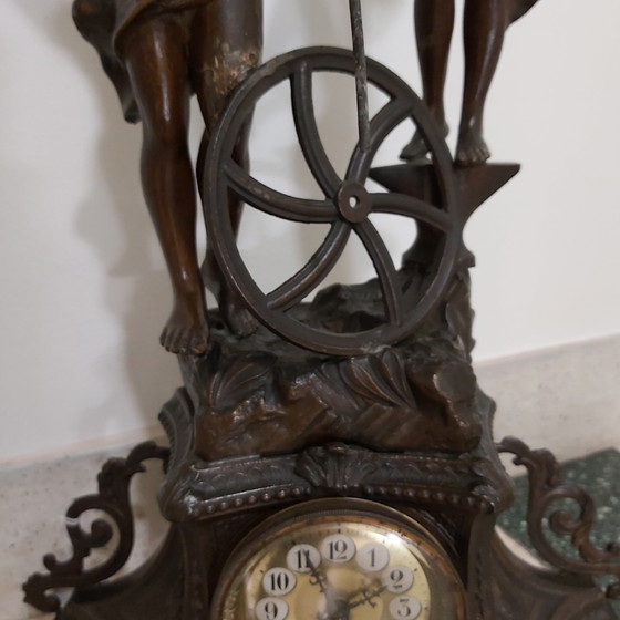 Image 1 of Repisa de chimenea francesa antigua en bronce artificial