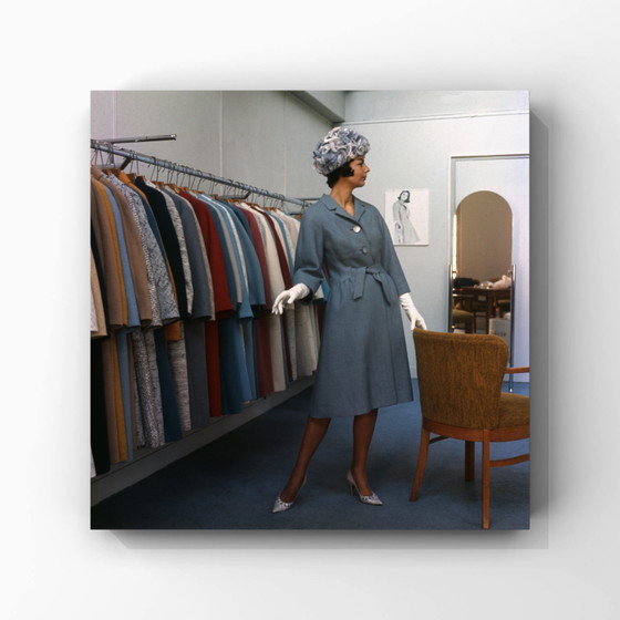 1x Photographie de mode milieu du siècle | Mannequin 1963 Amsterdam – Paper (photo 5 of 6)
