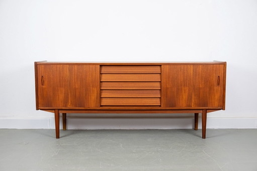 Nils Jonsson per la credenza Hugo Troeds Trio